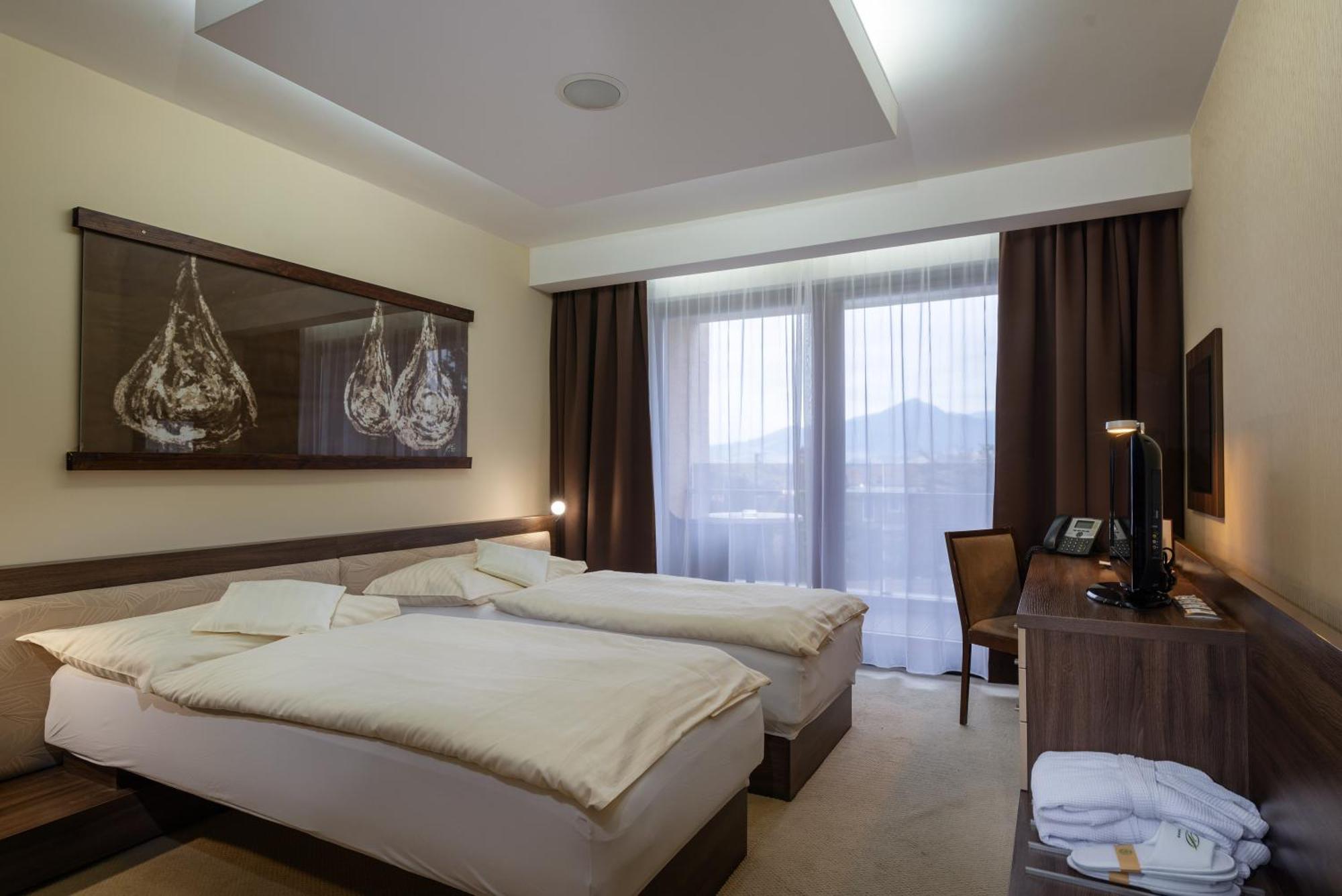 Wellness Hotel Diplomat Rajecké Teplice Exteriör bild