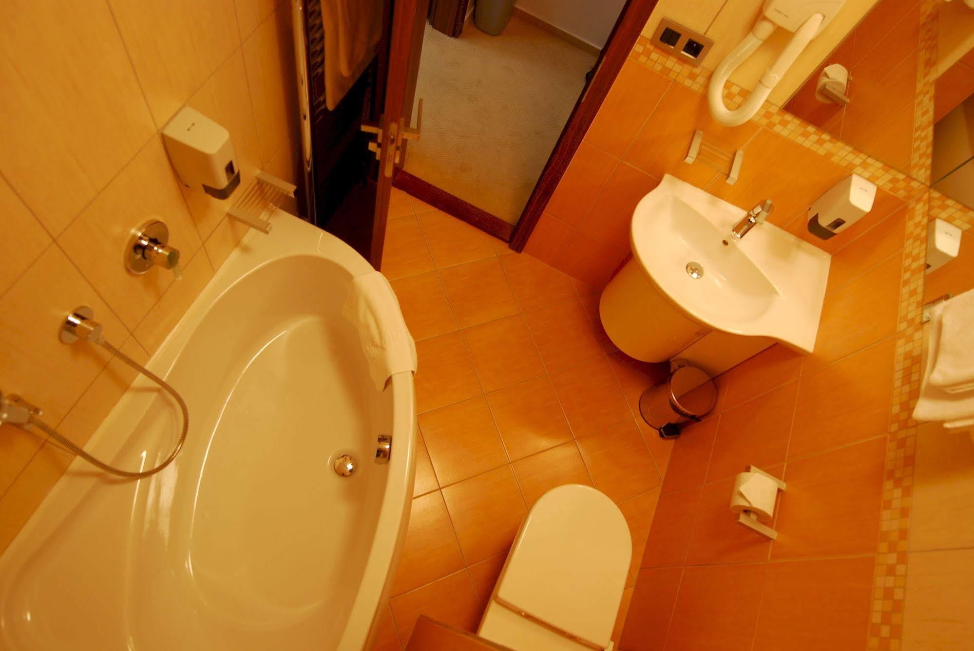 Wellness Hotel Diplomat Rajecké Teplice Exteriör bild